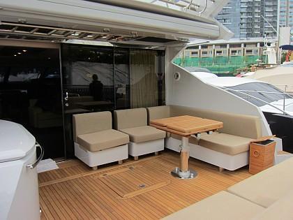 Sunseeker Predator 74