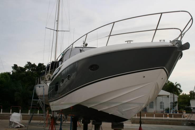 Princess Yachts V39