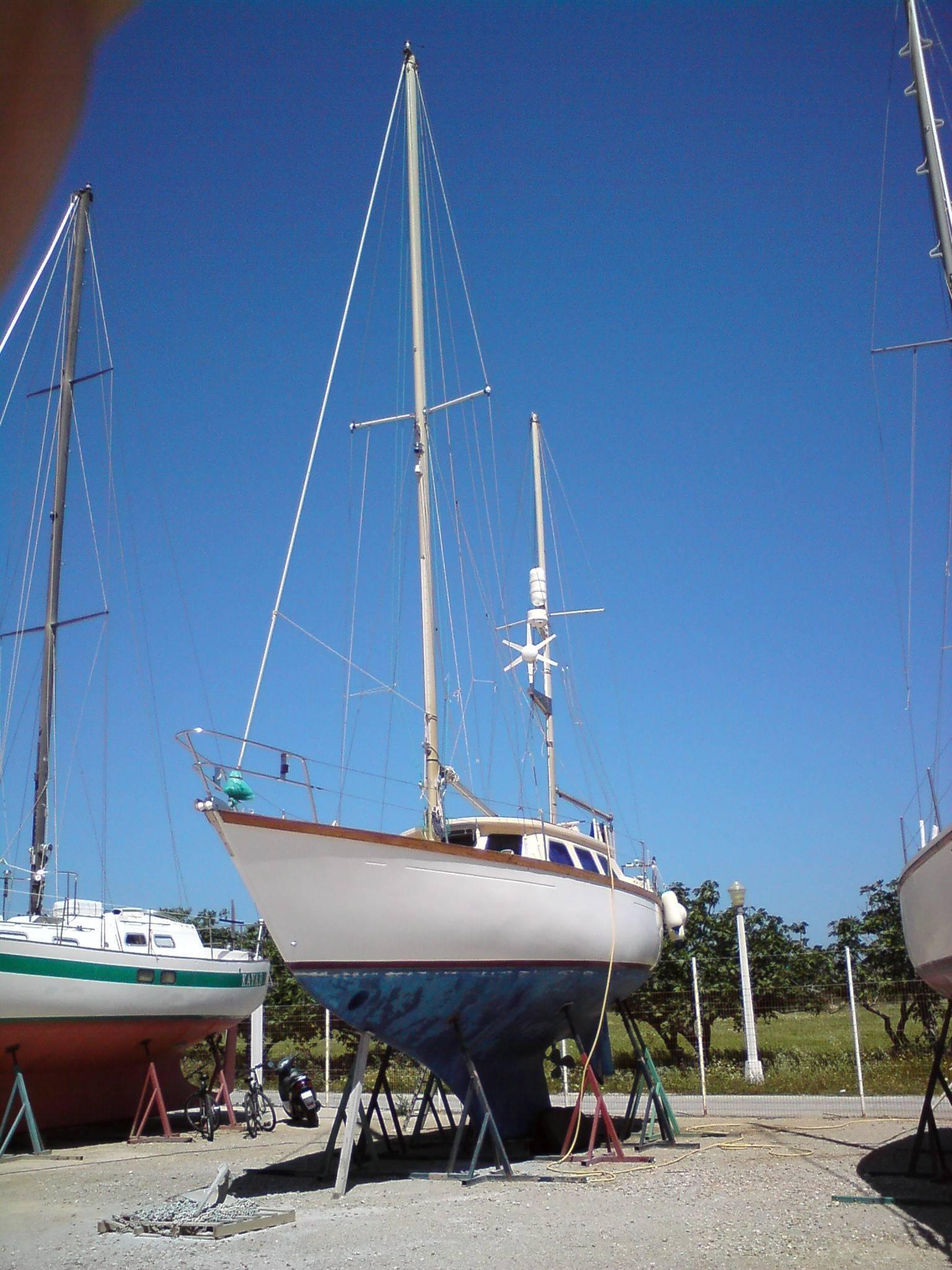 Seastream 34 Deck saloon