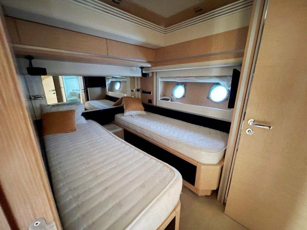 Photo 42