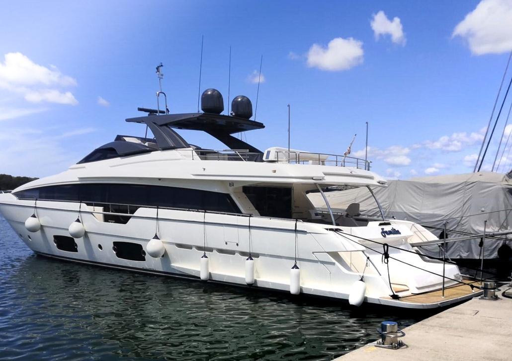 Ferretti 960 RPH
