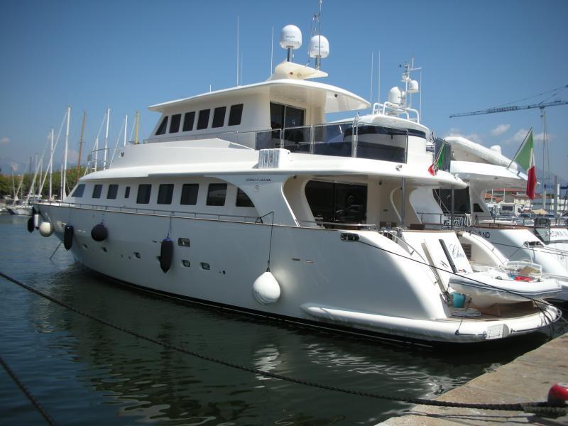 Gianetti Navetta 26 Tri-Deck