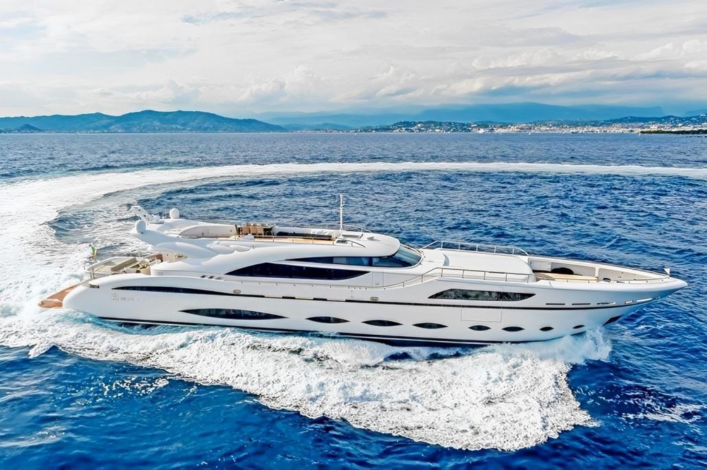 AB Yachts 145