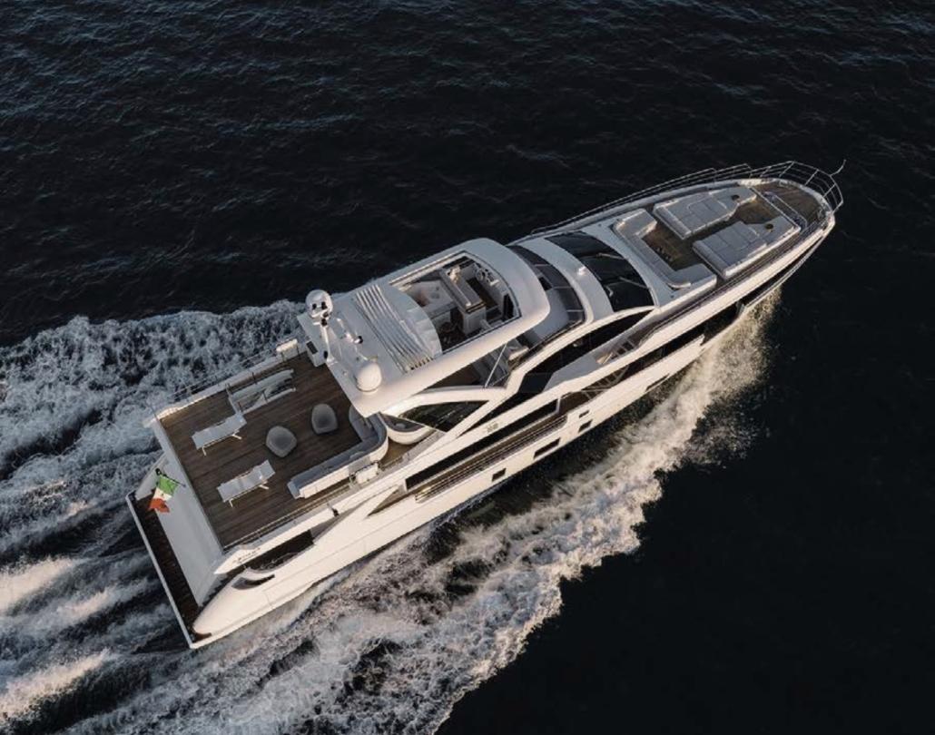 Azimut Grande 32M