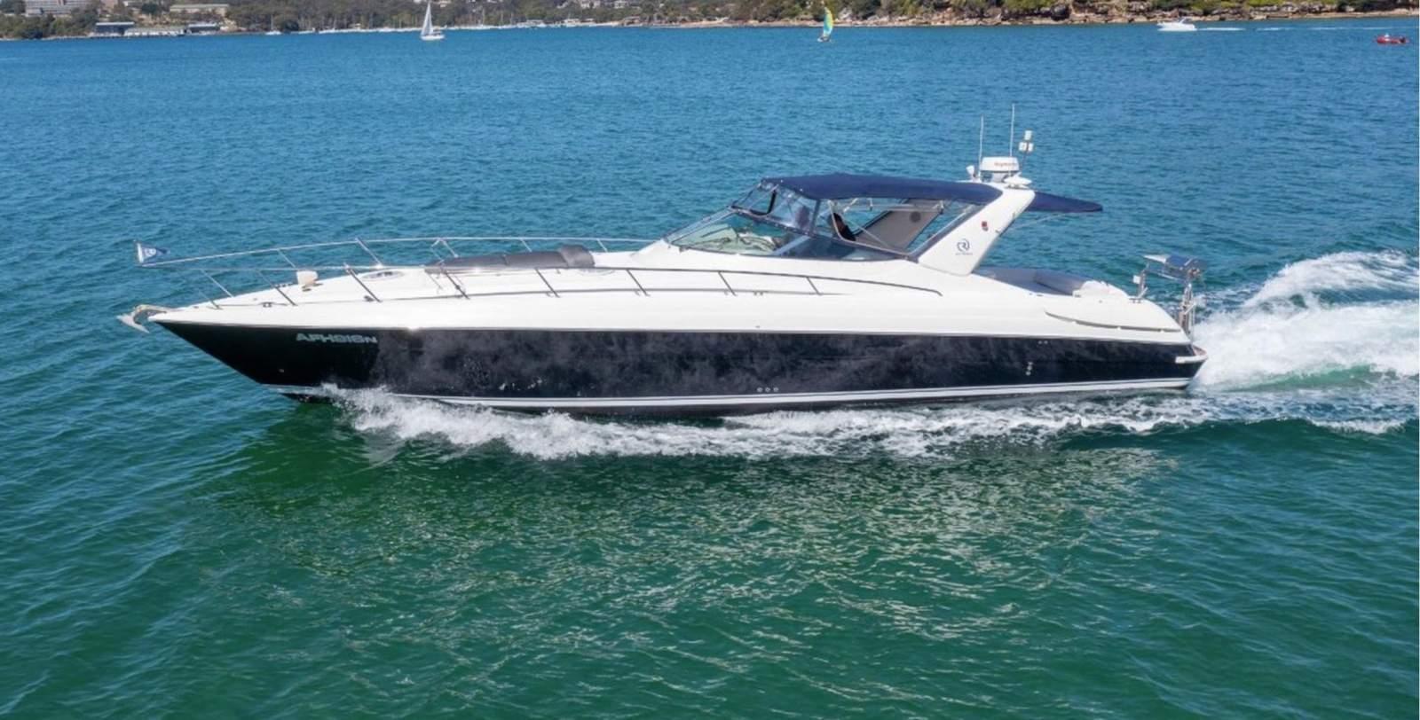 Riviera M430 Sports Cruiser