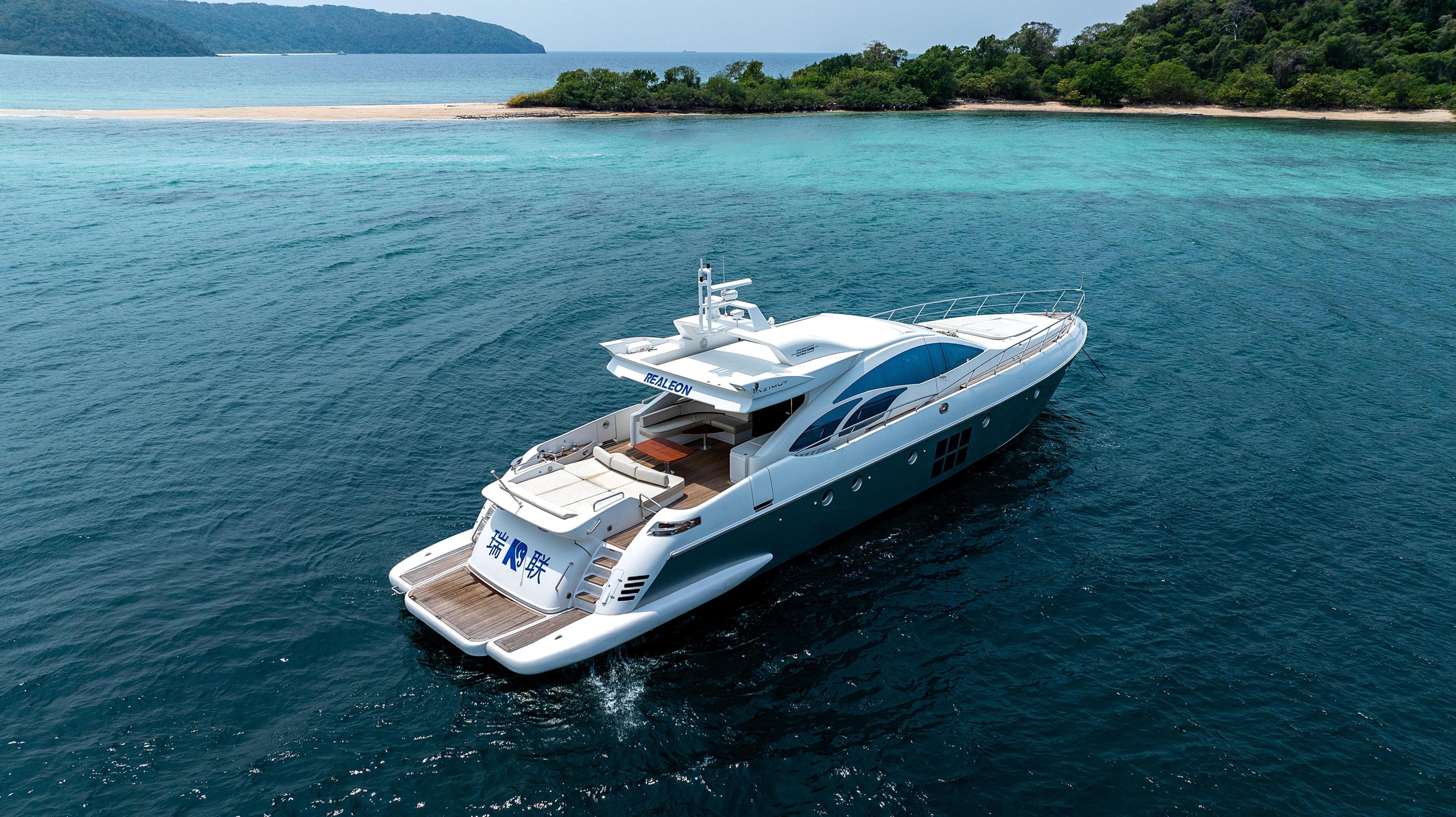 Azimut 86S