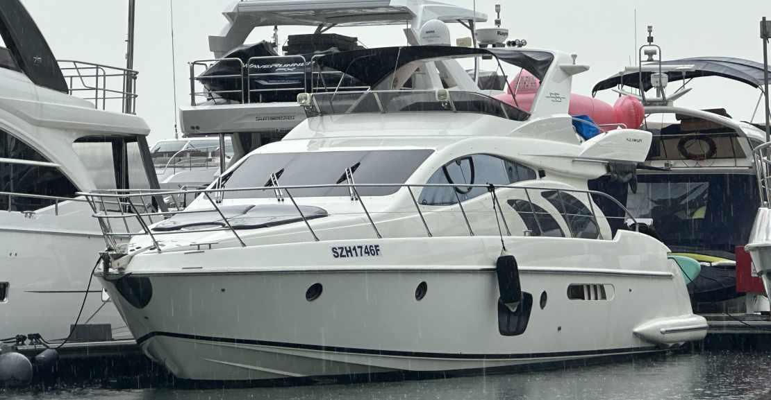 Azimut 55 Fly