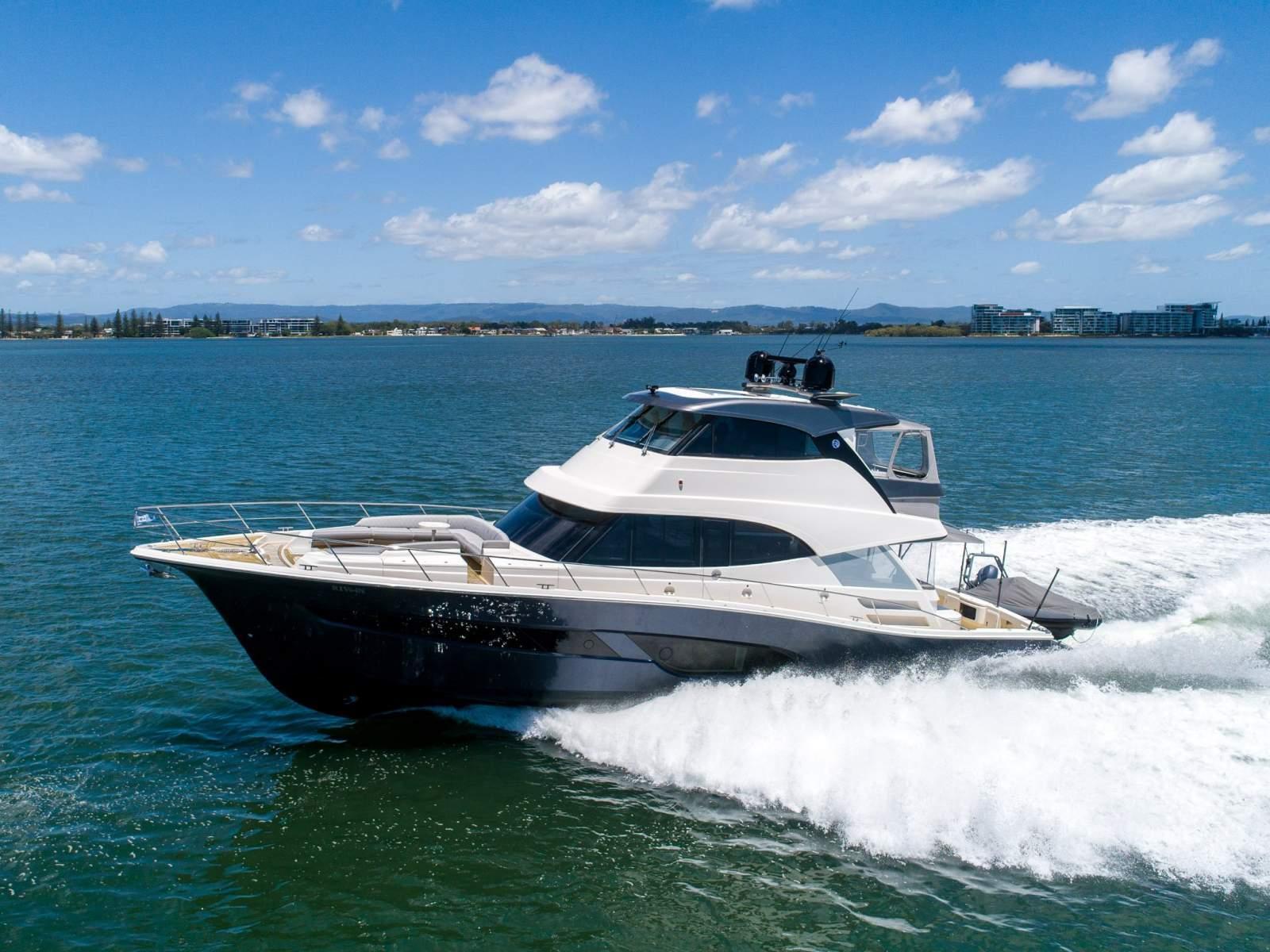 Riviera 64 Sports Motor Yacht