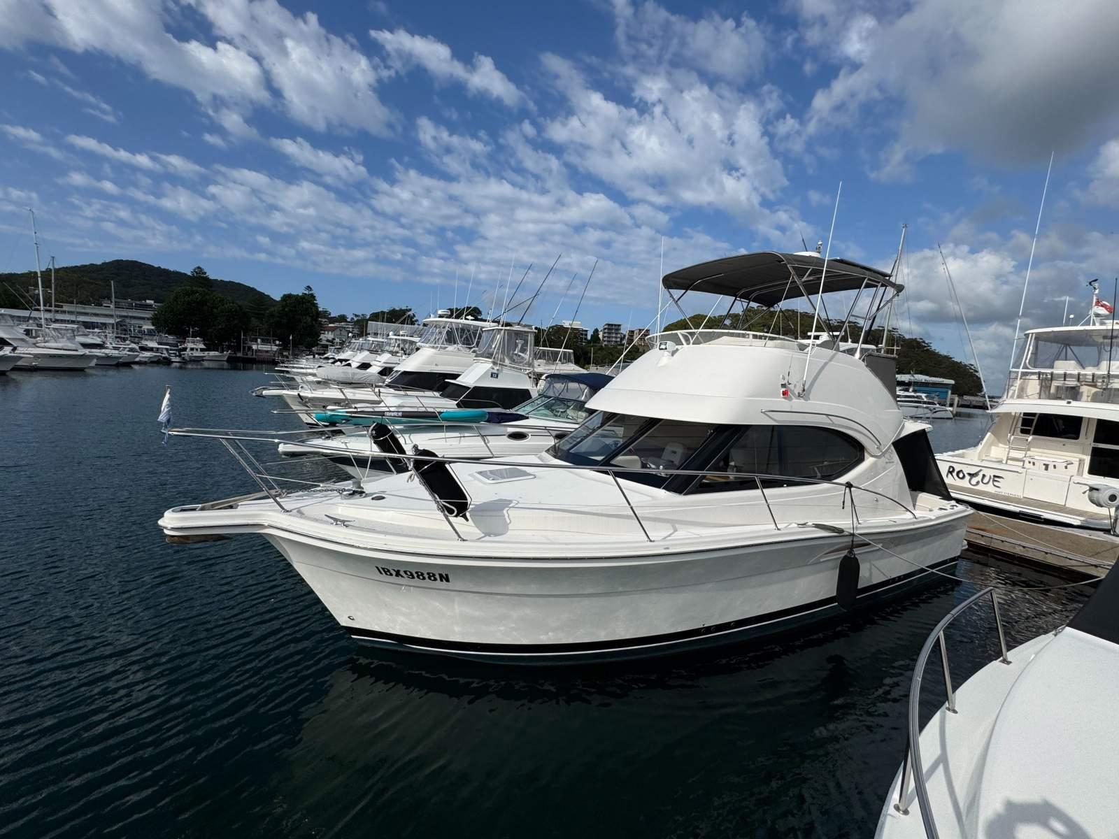 Riviera 33 Open Flybridge SII