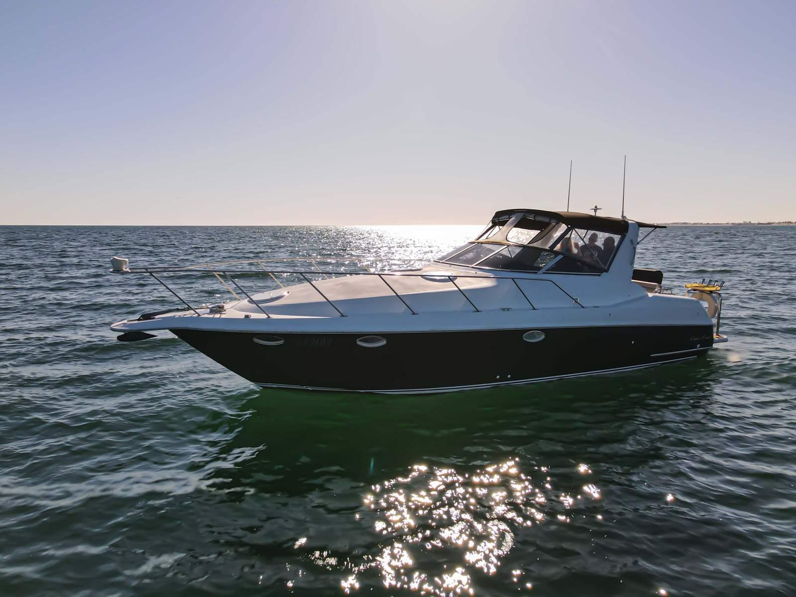 Chris Craft 3400 Sports Cruiser
