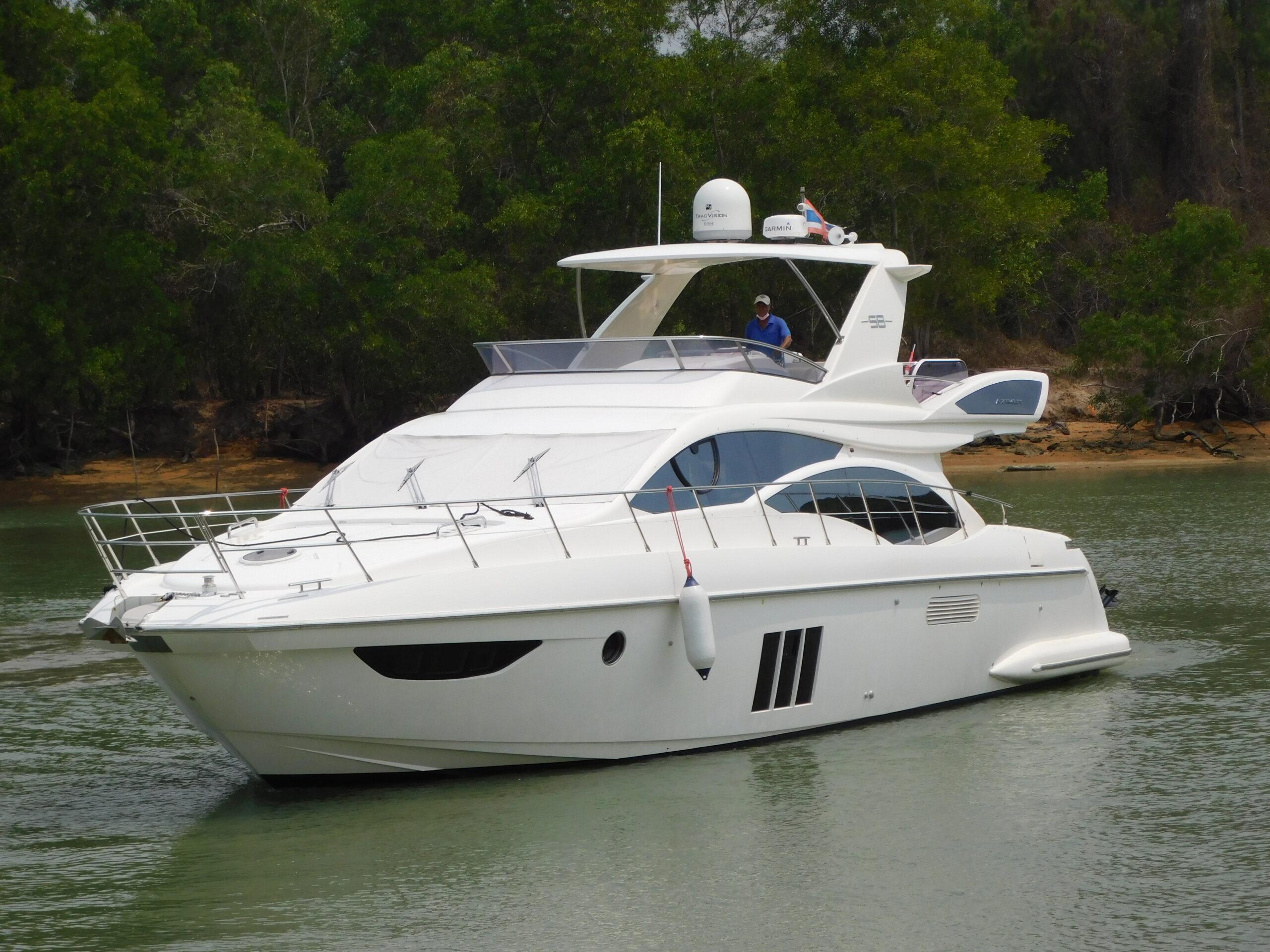 Azimut 58 Fly