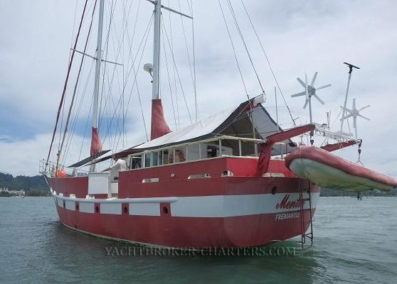 Custom Schooner 85'