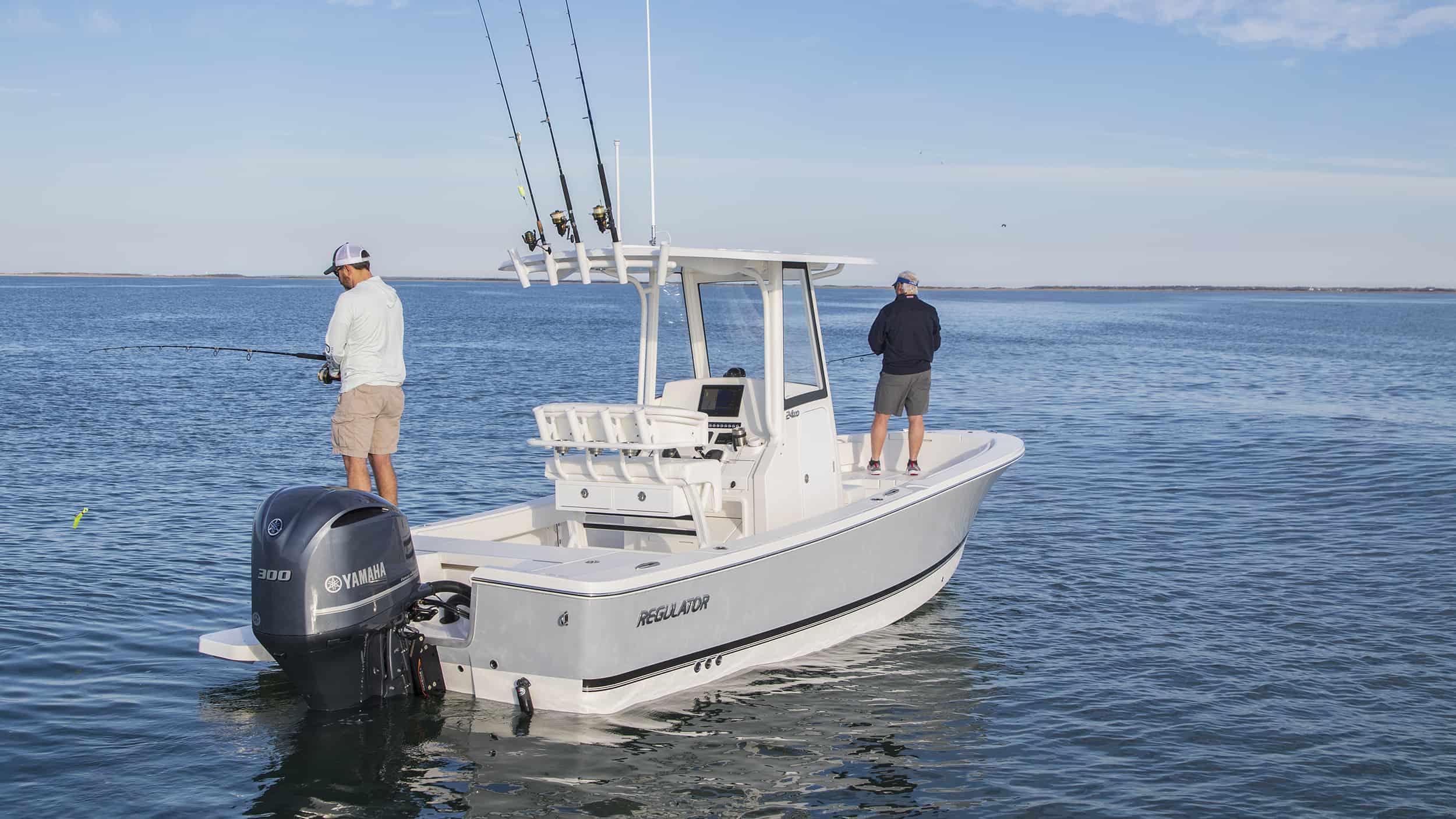 Regulator 24XO Center Console