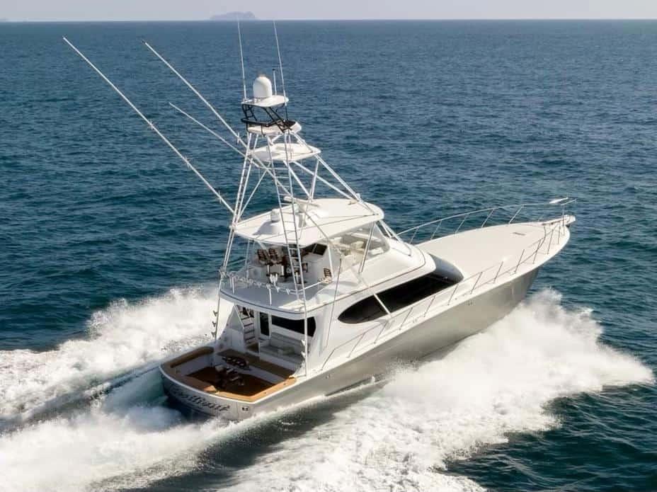 Hatteras GT70