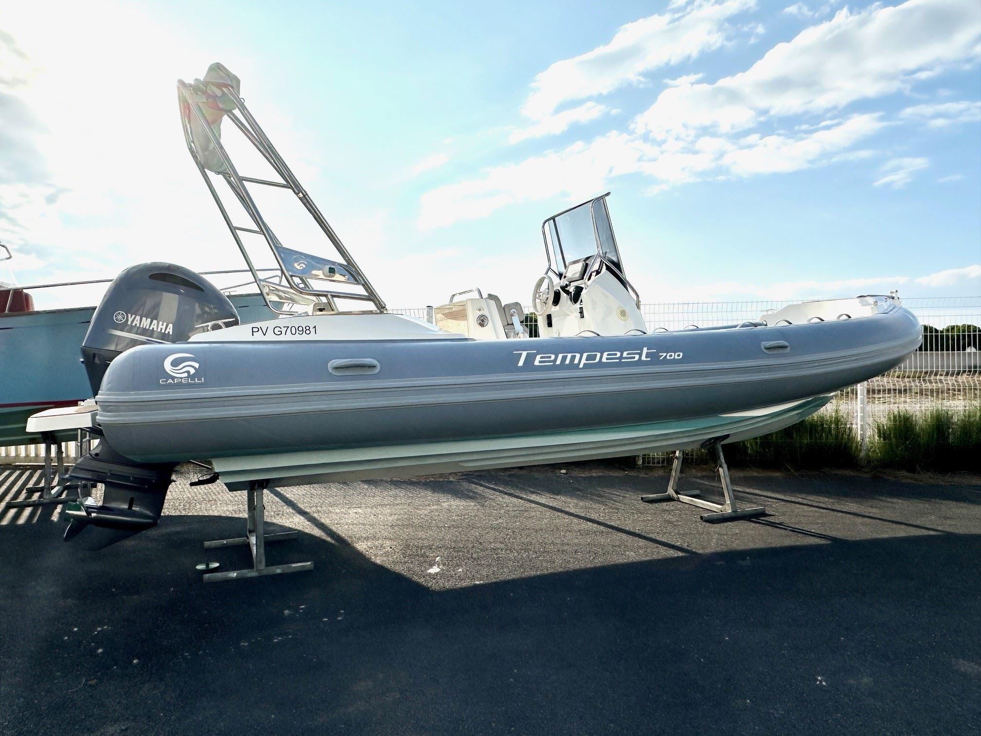 Capelli Tempest 700