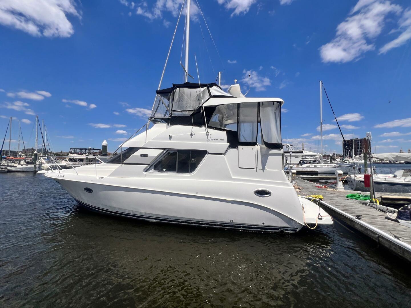 Silverton 352 Motor Yacht