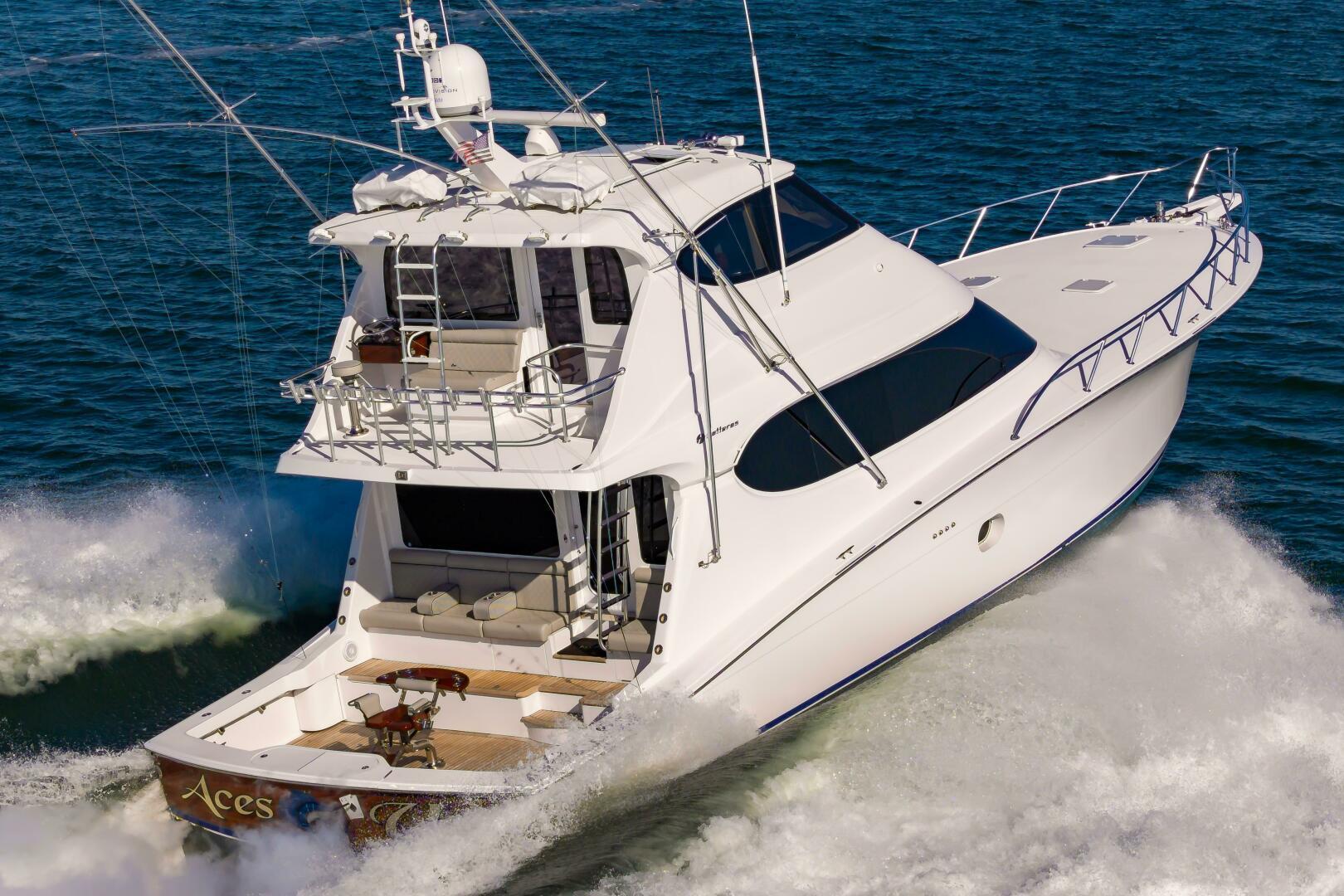 Hatteras 64 Enclosed Bridge