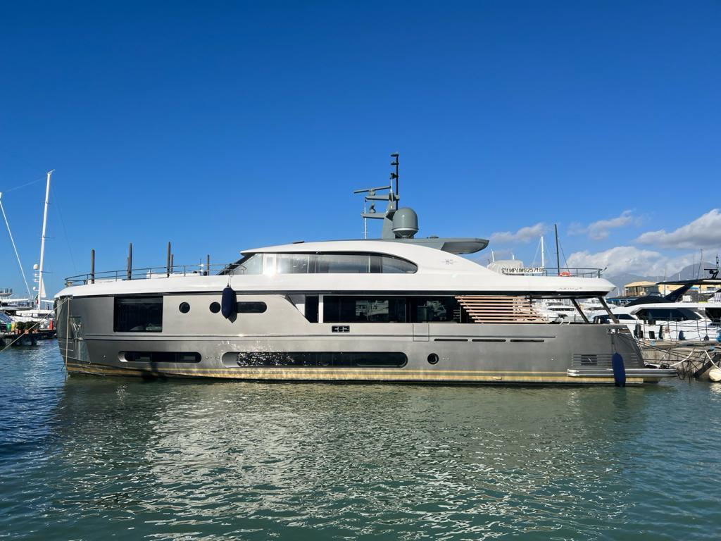 Thumbnail 2 - Azimut Magellano 30