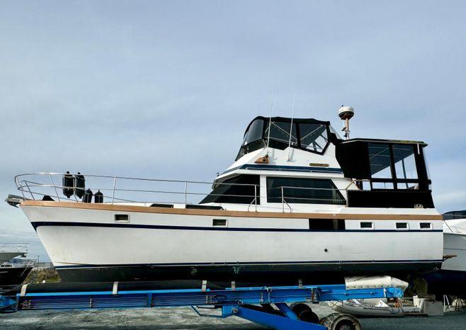 President Motor Yacht