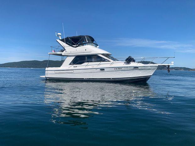 Bayliner 3388 Command Bridge Motoryacht