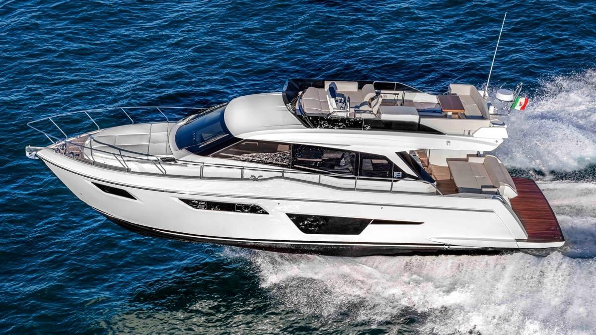 Ferretti 500 fly