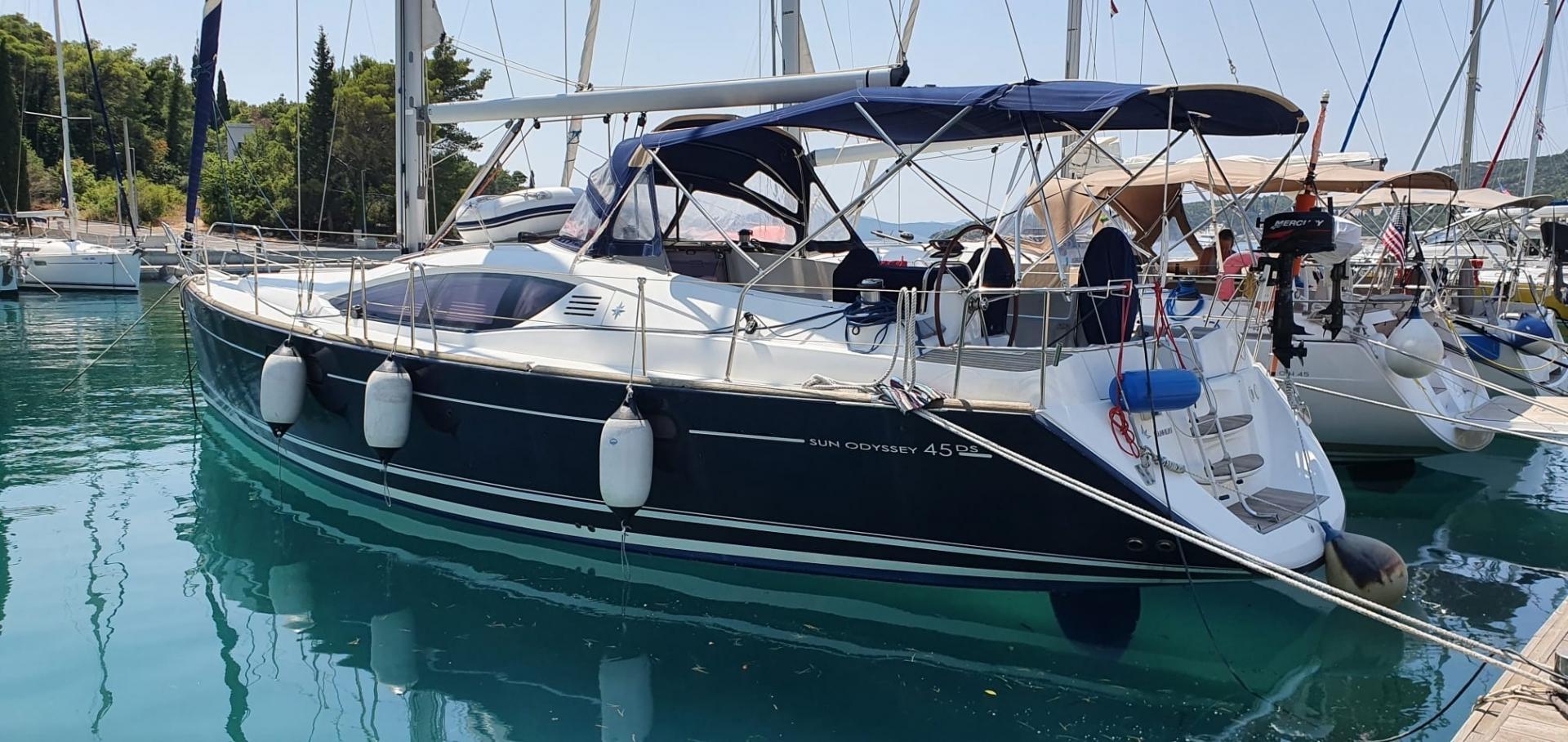 Jeanneau 45 DS