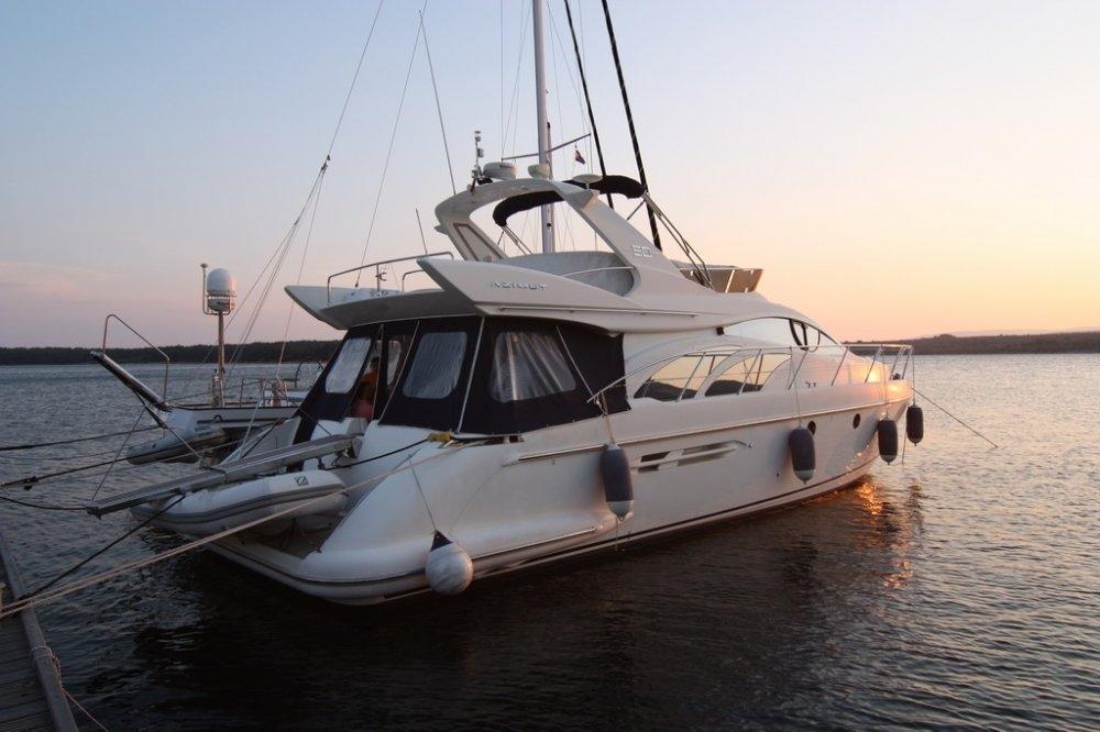 Azimut 50 fly