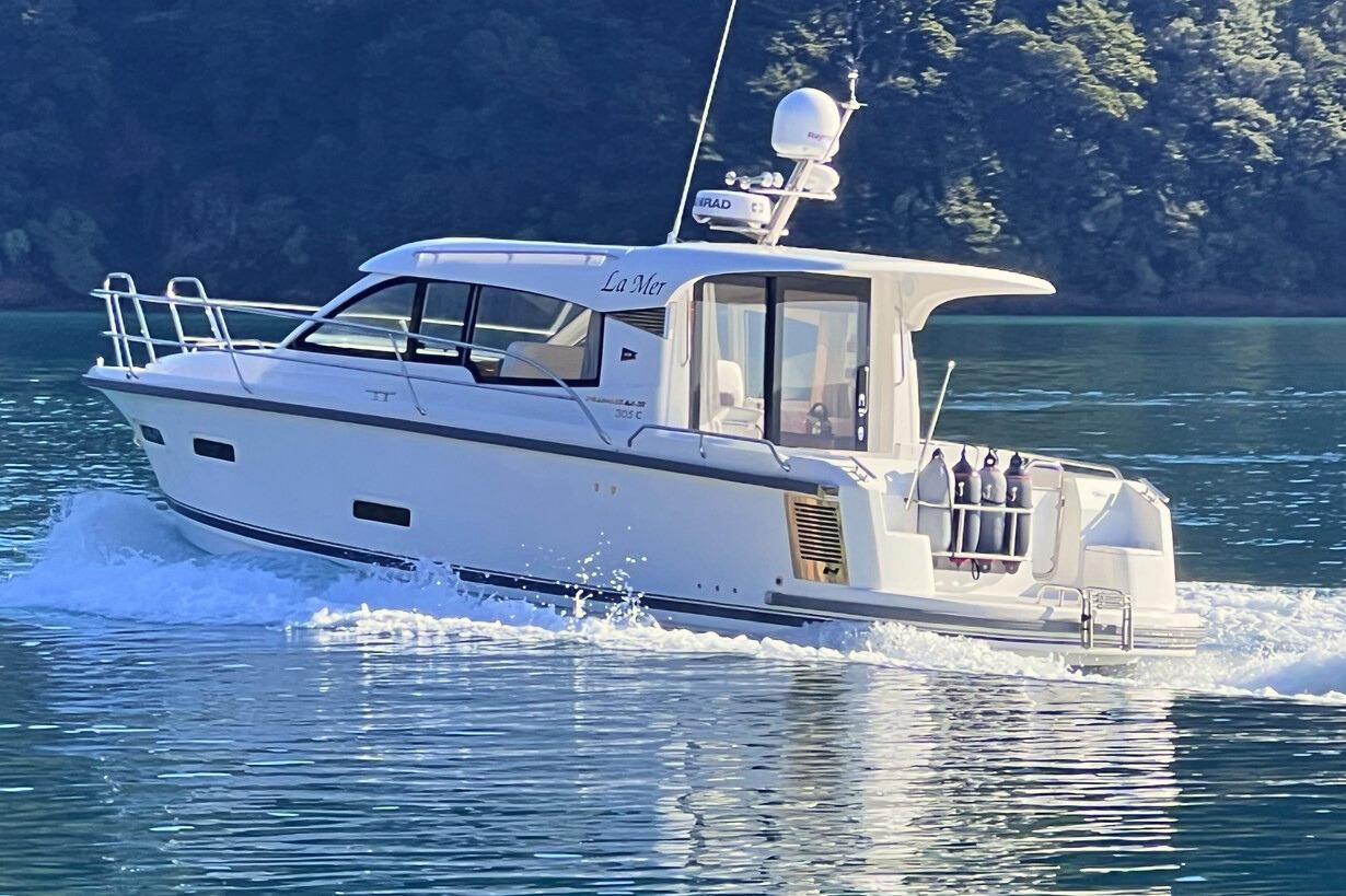 Nimbus 305 Coupe