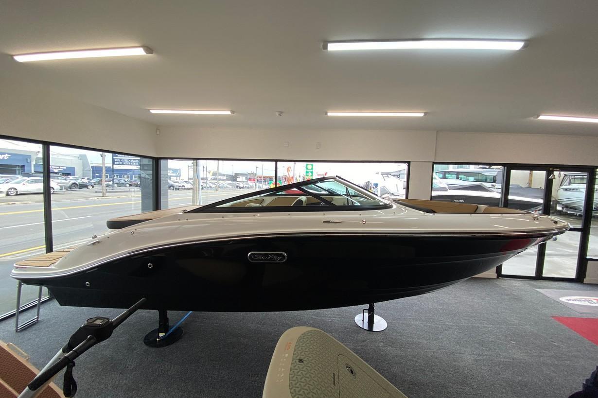 Sea Ray SPX 190