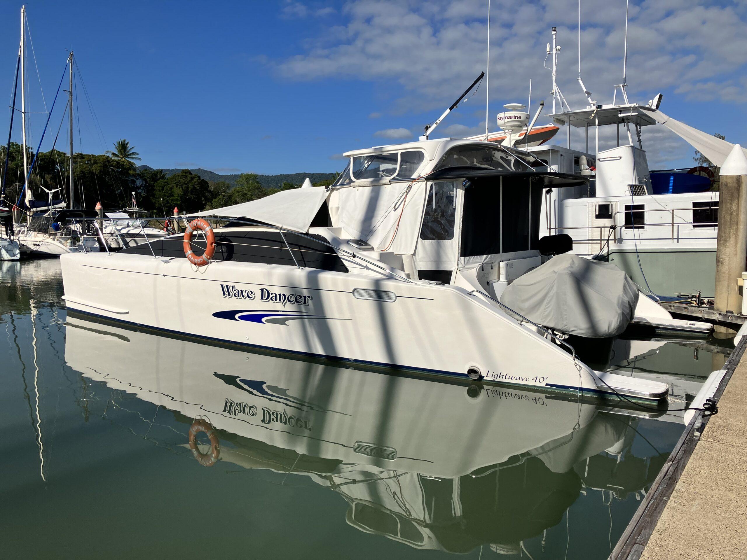 Lightwave 40 Power Cat