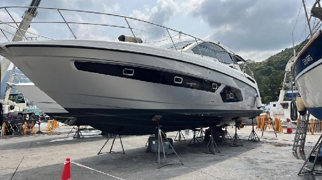 Azimut Atlantis 43