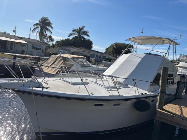 Hatteras 46 Convertible