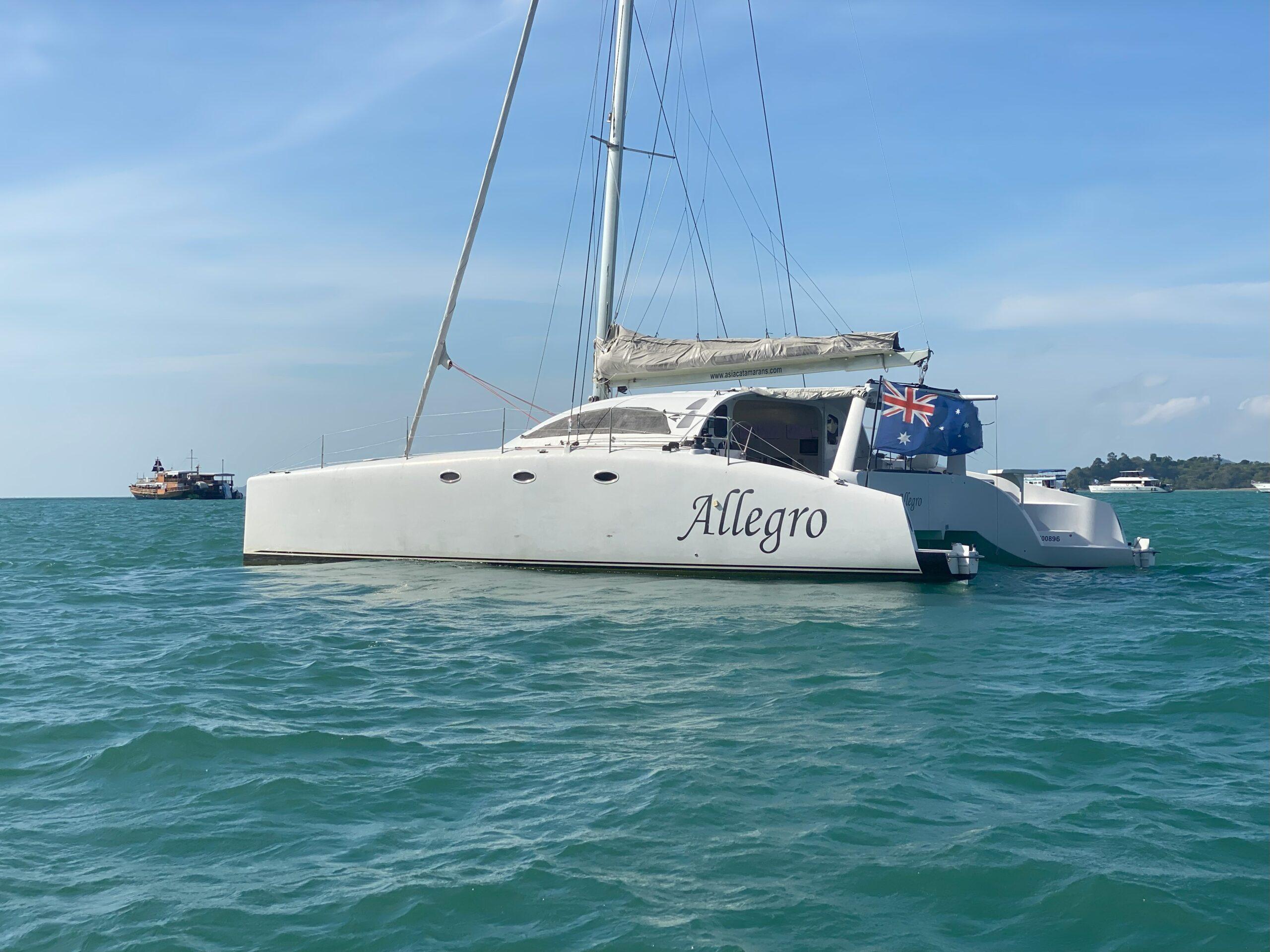 Asia Catamarans Stealth 13C