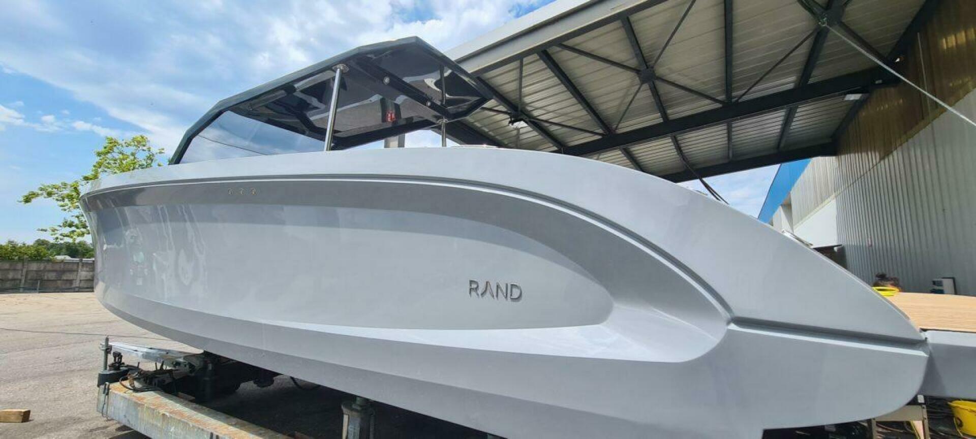 Rand Escape 30