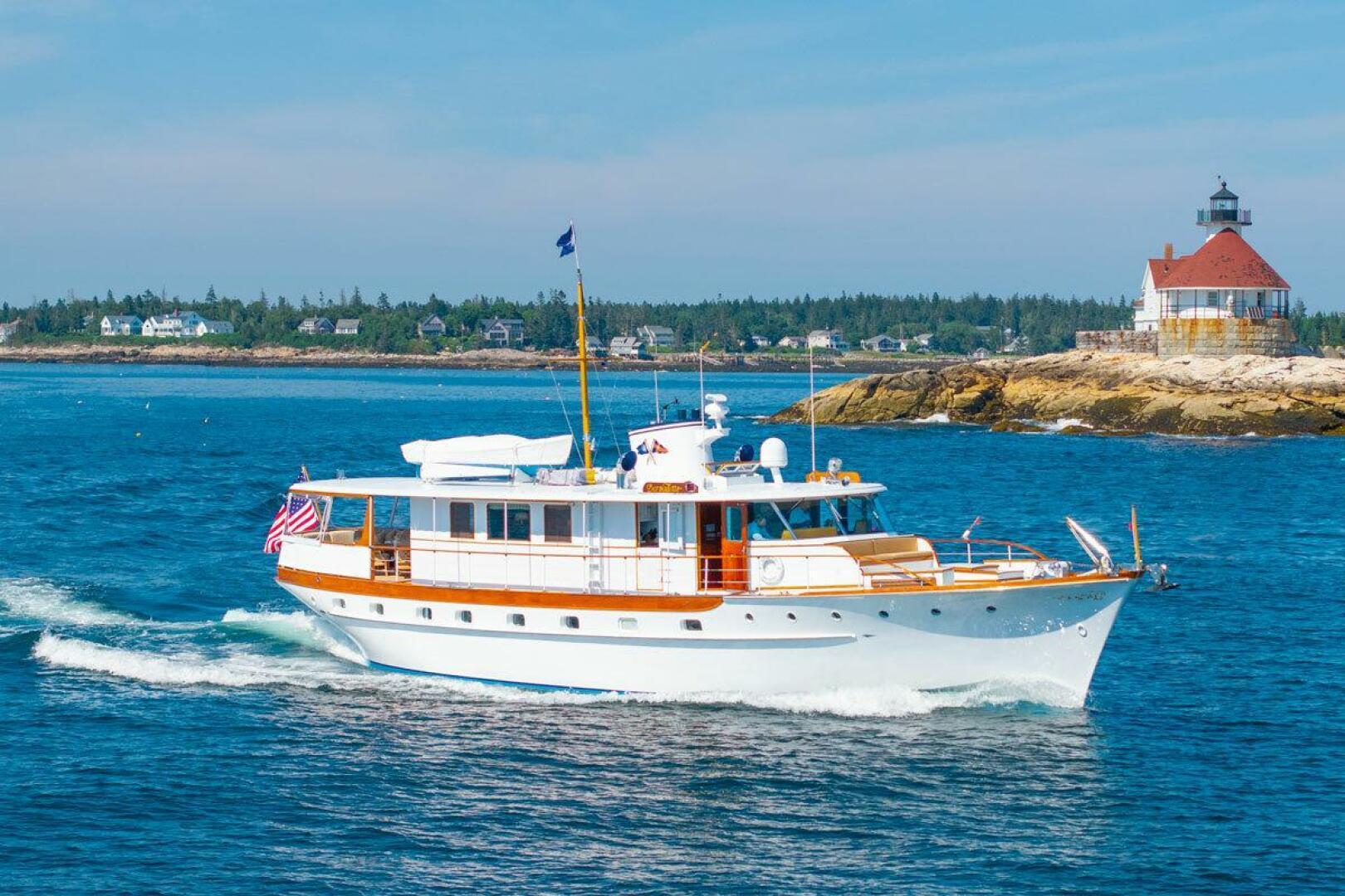 Trumpy Fantail Houseboat