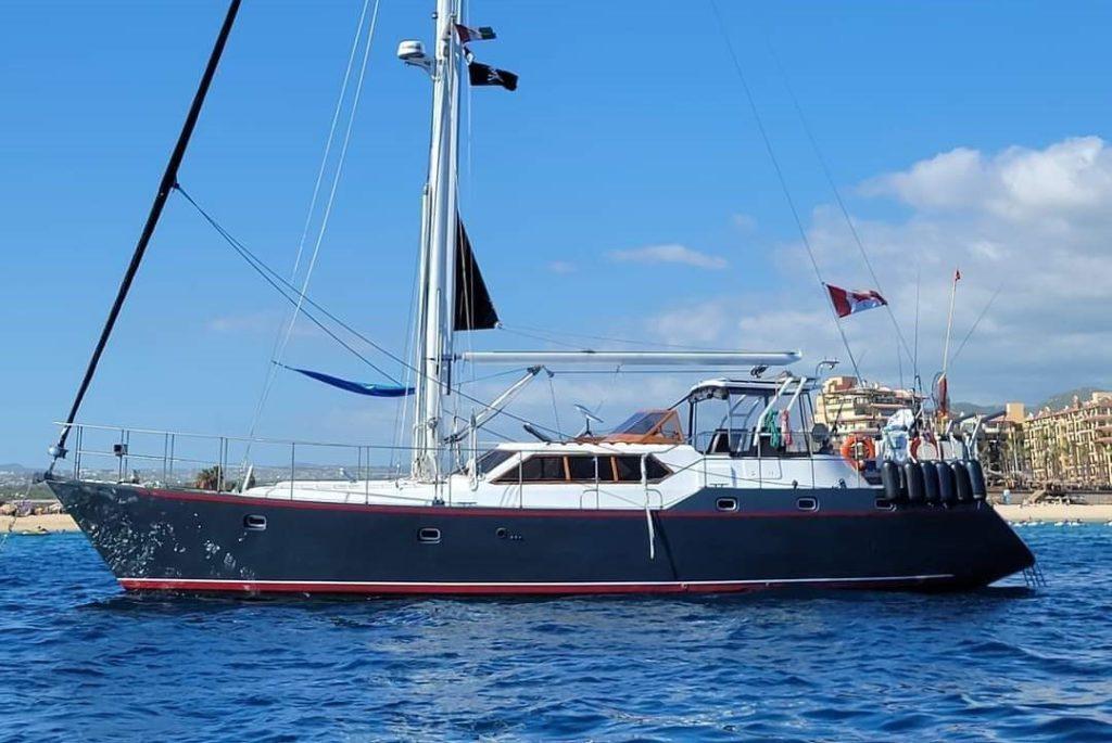 Roberts 52 Pilothouse