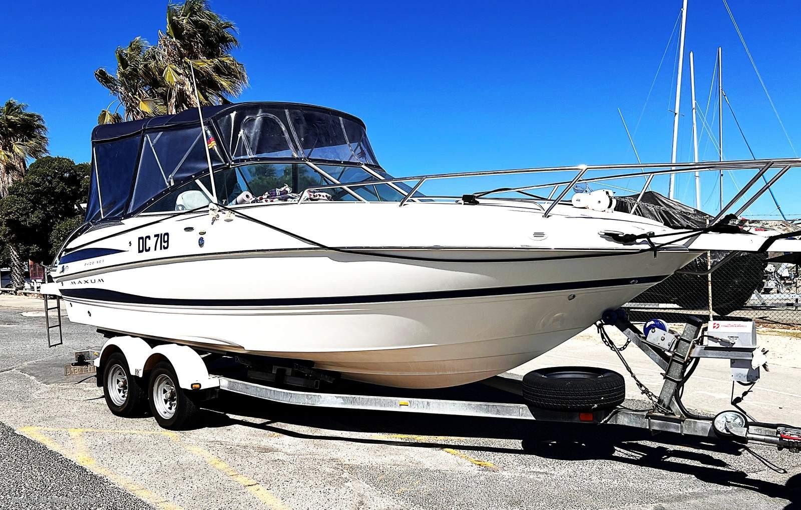 Maxum 2400 SC3 Sports Cruiser
