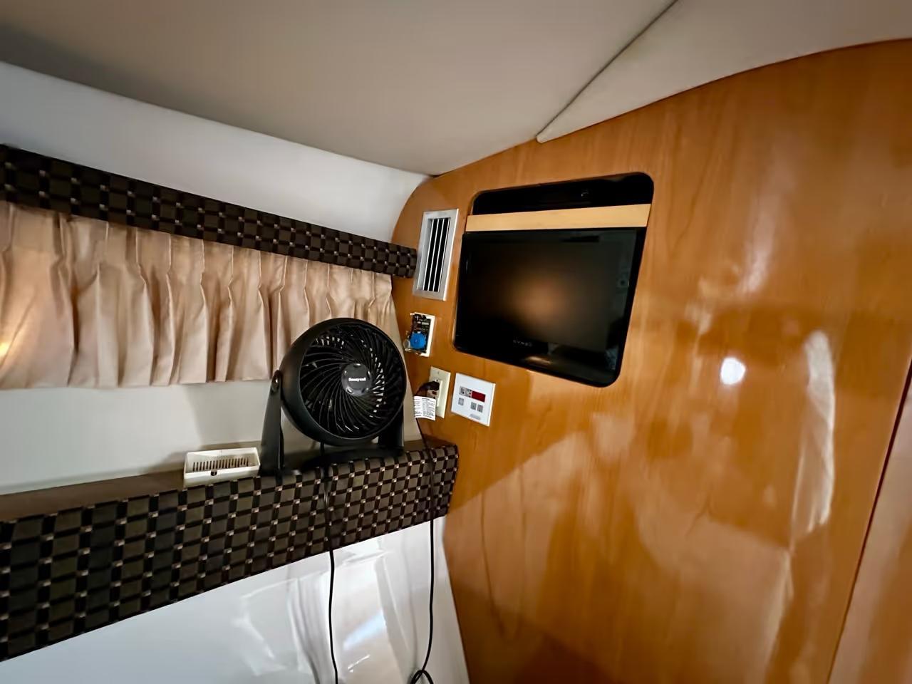 Photo 33