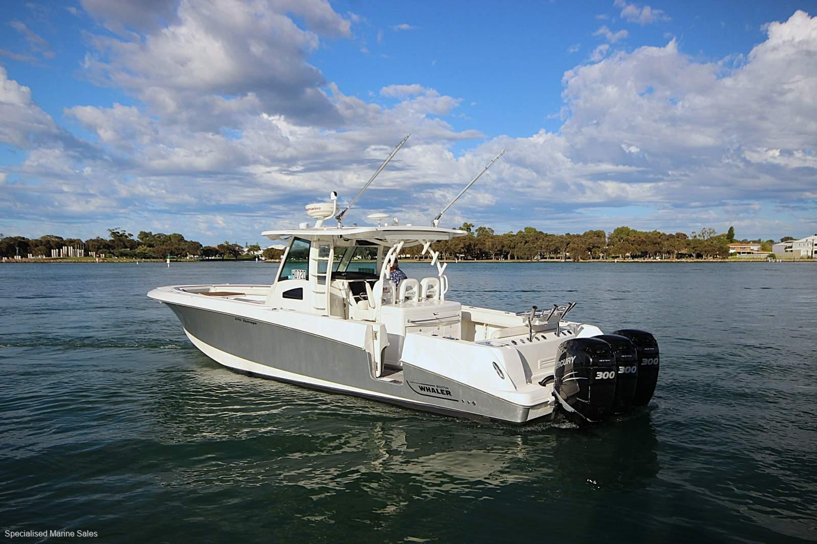 Boston Whaler 370 Outrage