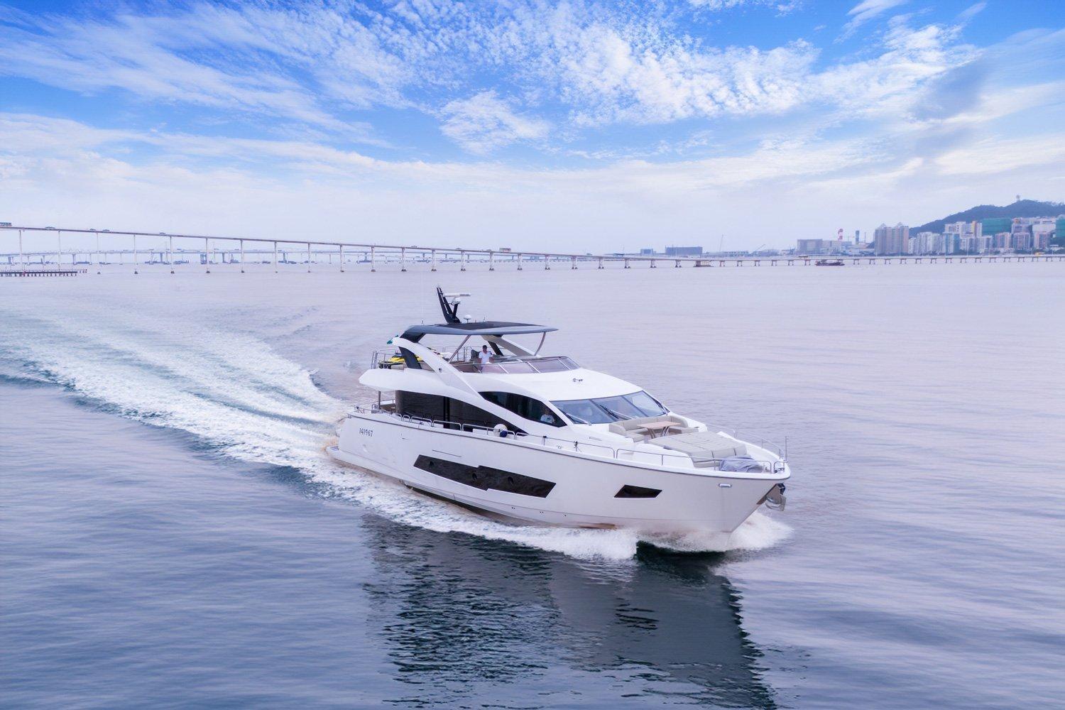 Sunseeker 86 Dragon