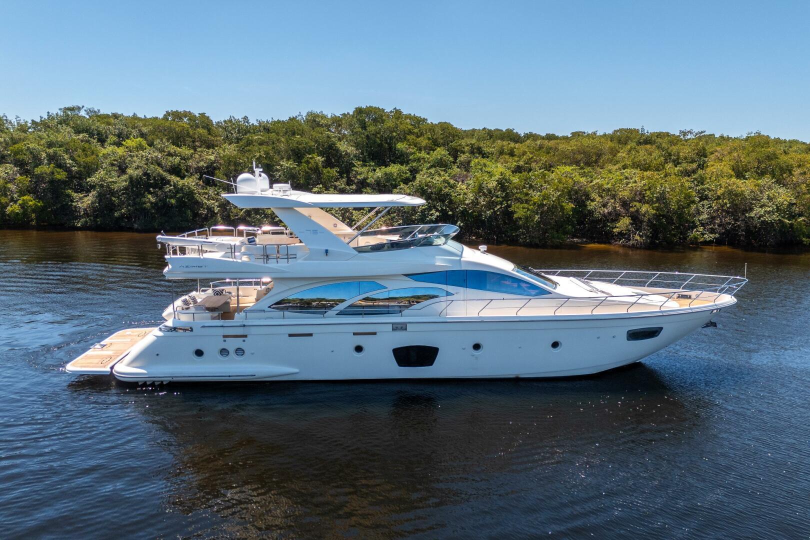 Azimut 75 Fly