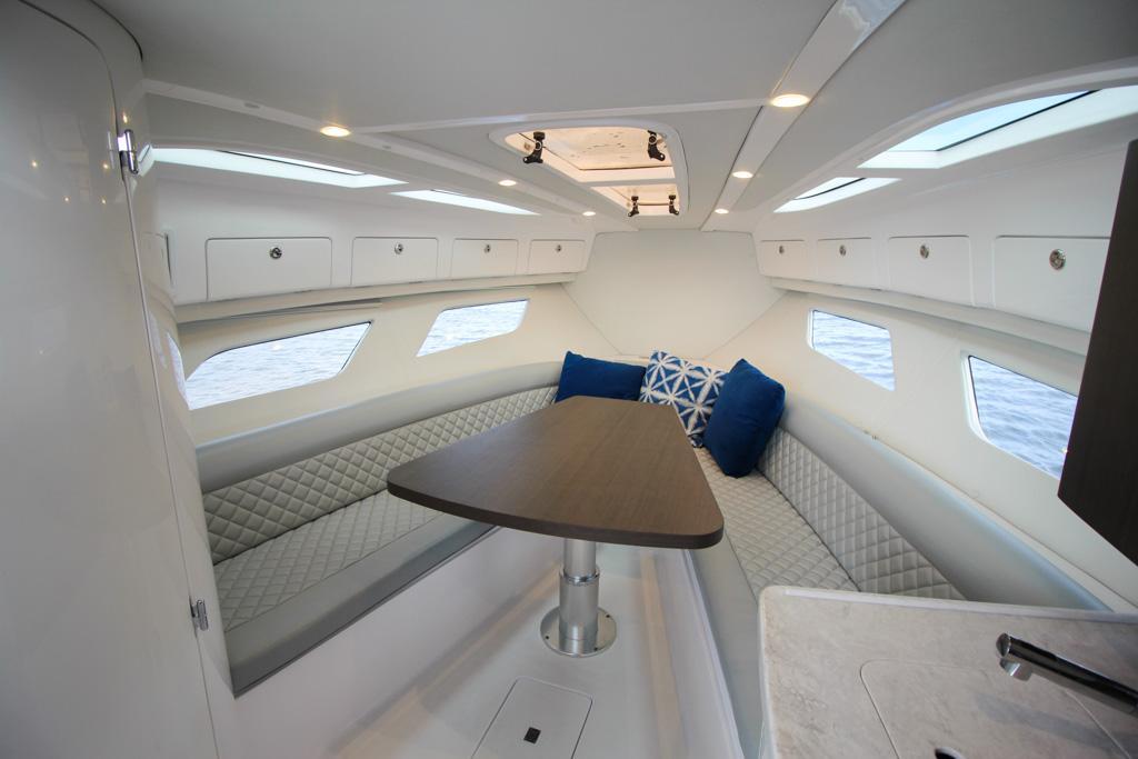 Intrepid 409 Valor