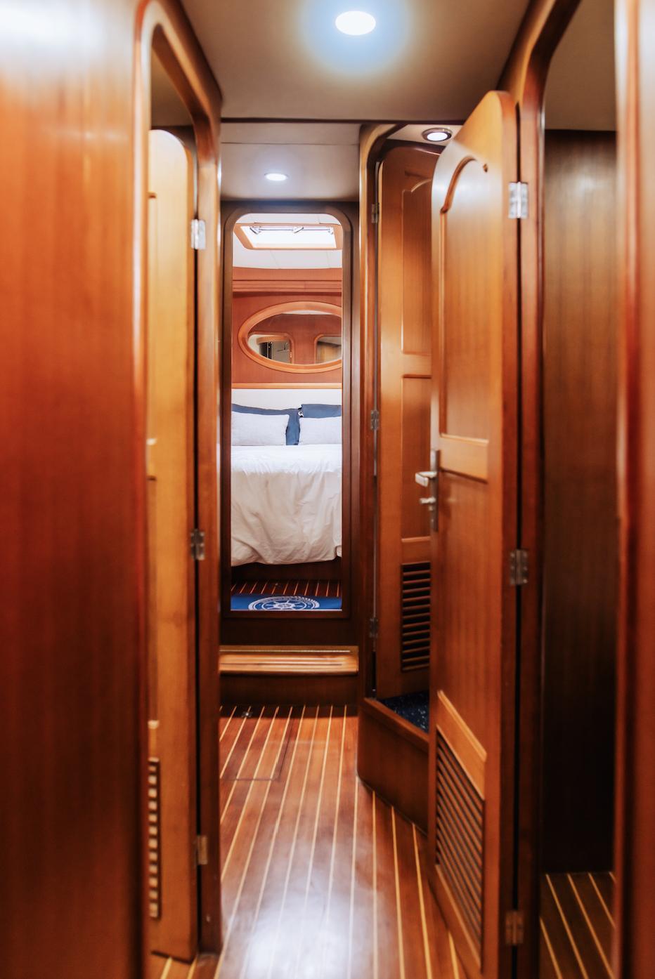 SeaStella Trawler 53ft