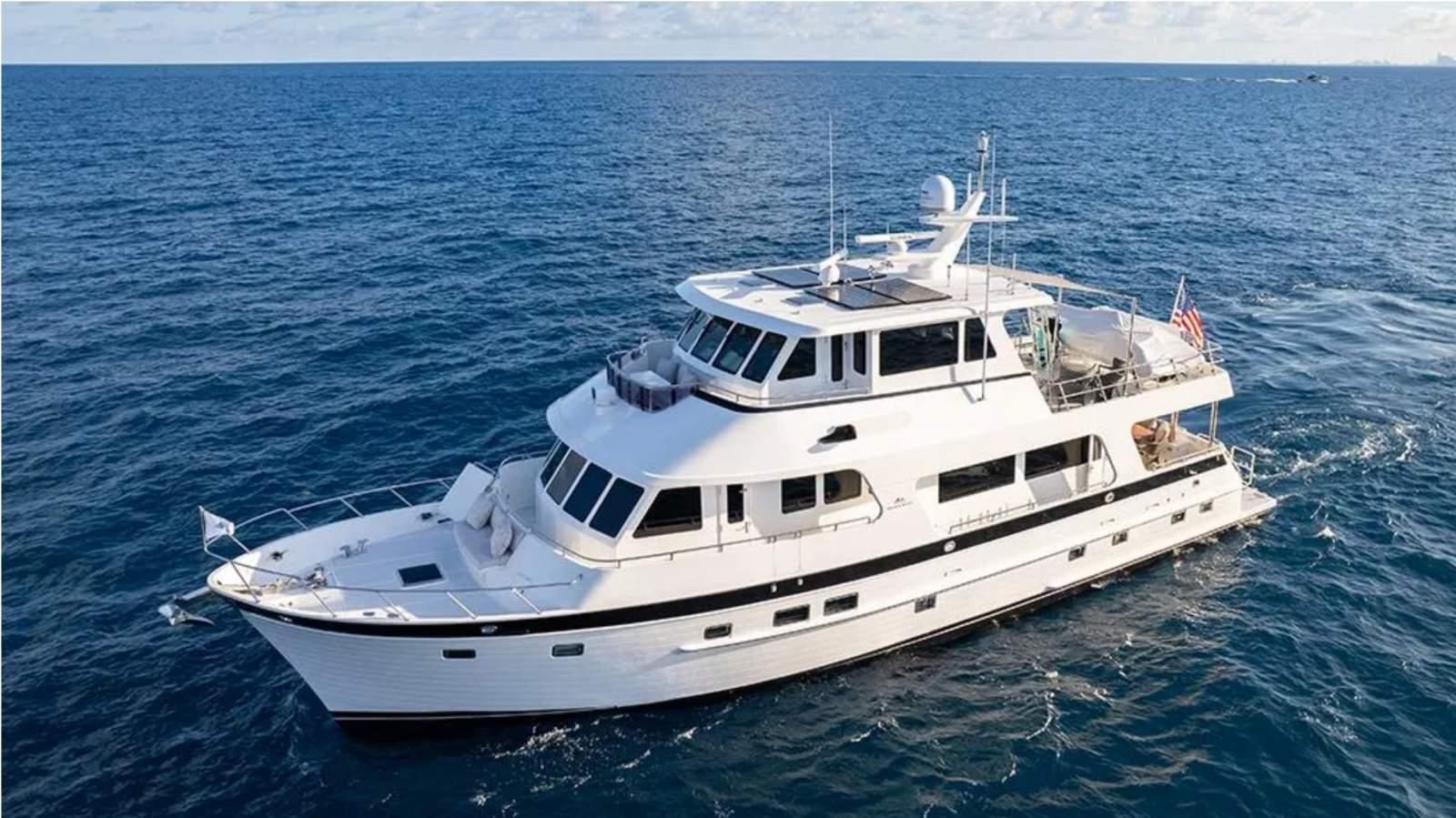 Outer Reef 720 Deluxbridge