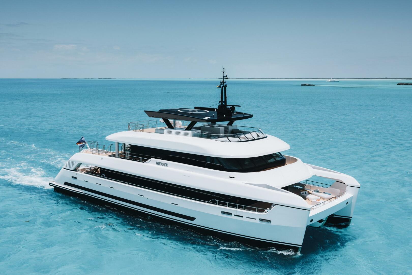 Silver Yachts Space Cat