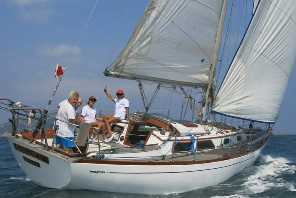 Cheoy Lee Cheoy Lee 35 Cutter