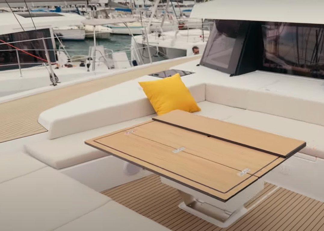 Thumbnail 12 - Bali 5.8 Catamaran