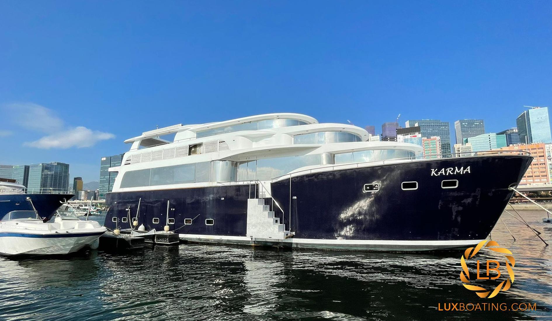Houseboat Houseboat Karma
