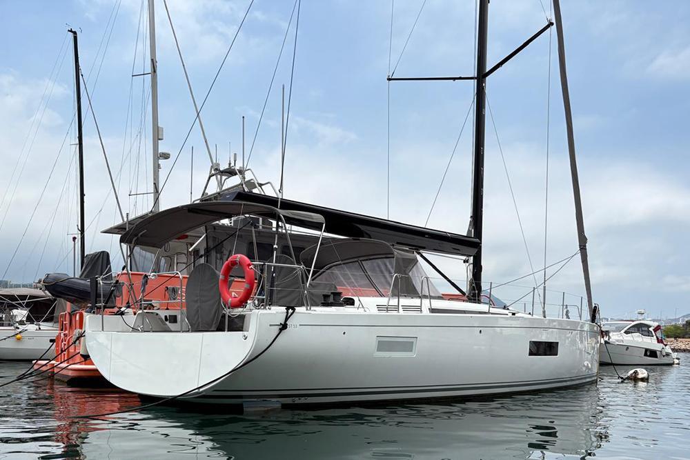 Beneteau First 53