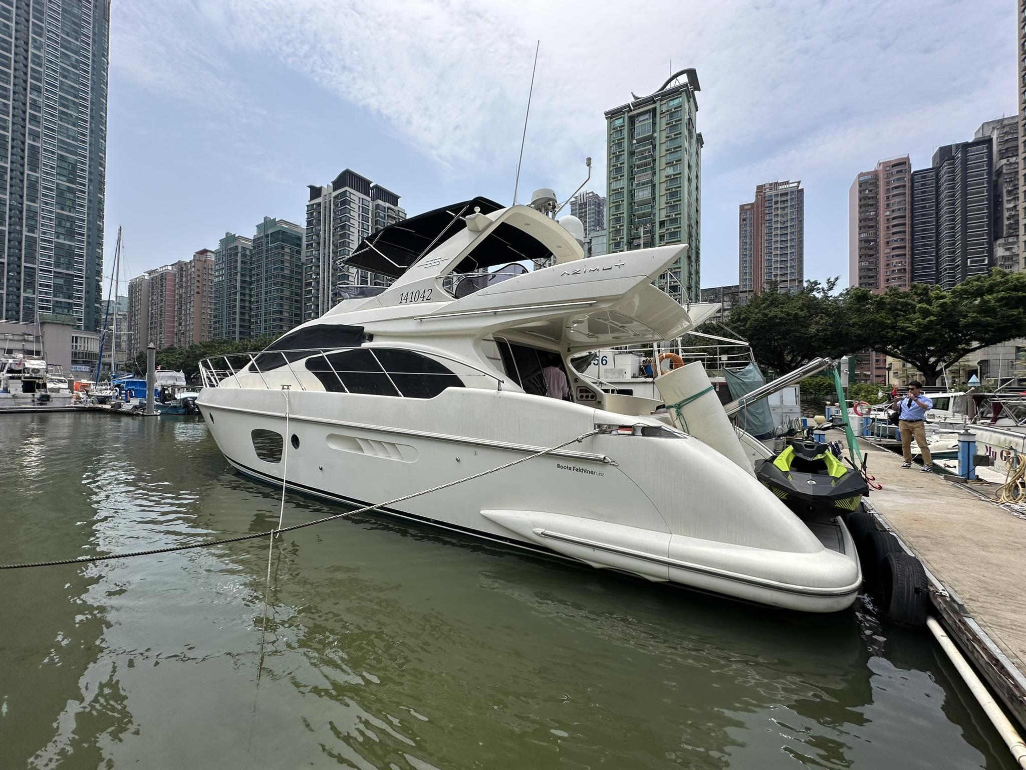 Azimut 55